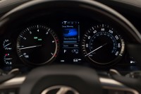 /album/fotogalereya/a1439546346-2016-lexus-lx-570-20-jpg/